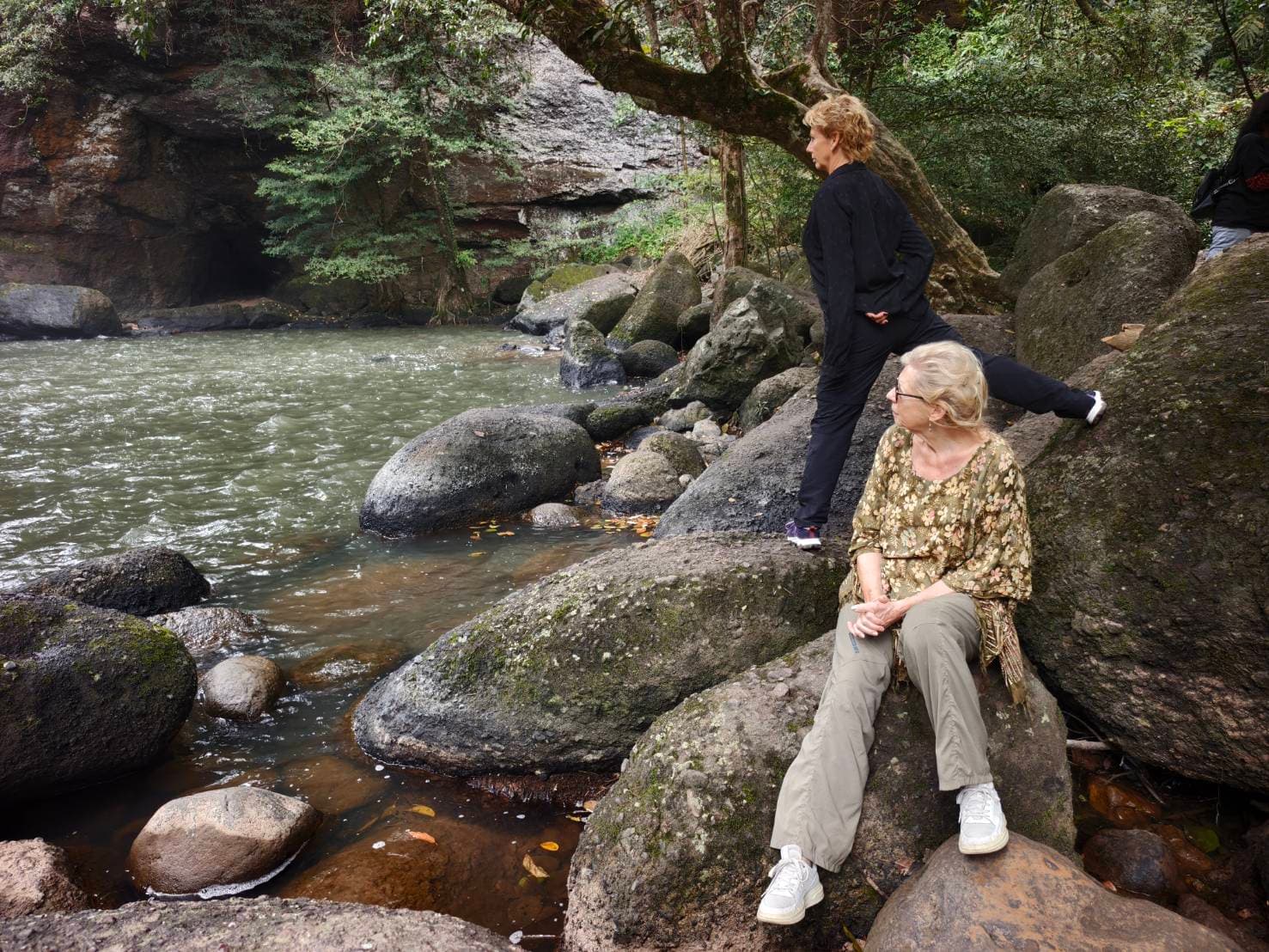 Haew Suwat Waterfall 11